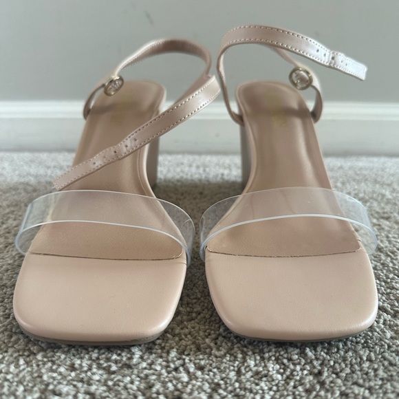 DREAMPARIS Nude Wedge Sandals - Size 9 - Picture 5 of 7